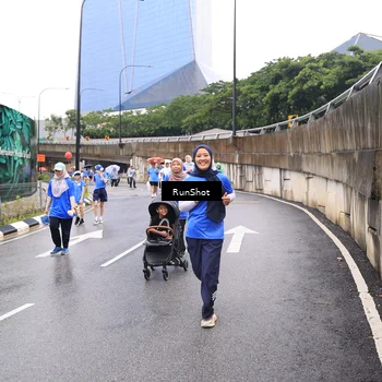 Runner Photo 7959651