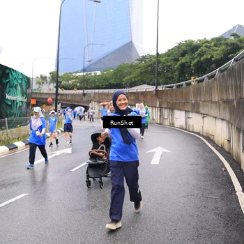 Runner Photo 7959652