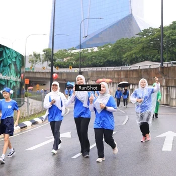 Runner Photo 7959698