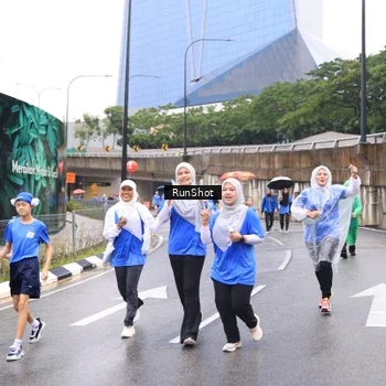 Runner Photo 7959699