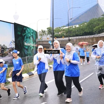 Runner Photo 7959711