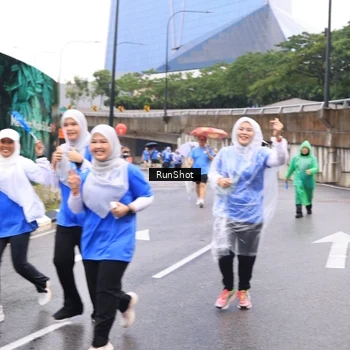 Runner Photo 7959712