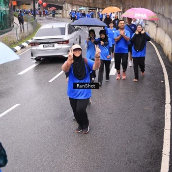 Runner Photo 7959755