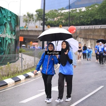 Runner Photo 7959800