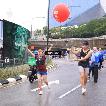 Runner Photo 7959852