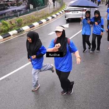 Runner Photo 7959857