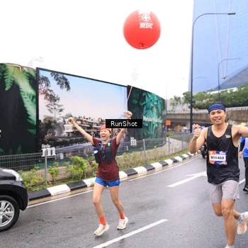 Runner Photo 7959874