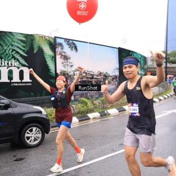 Runner Photo 7959880