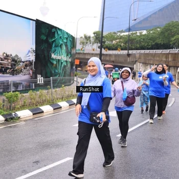 Runner Photo 7959893