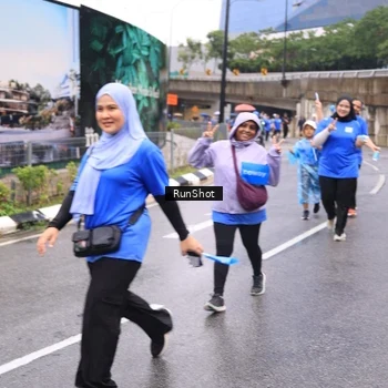 Runner Photo 7959904