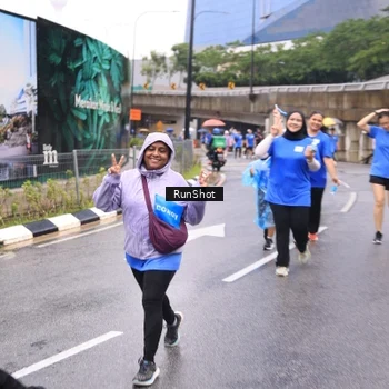 Runner Photo 7959908