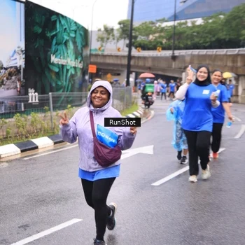 Runner Photo 7959911