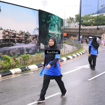 Runner Photo 7959981