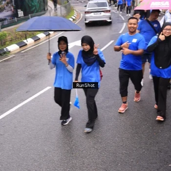Runner Photo 7959986