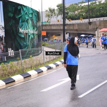 Runner Photo 7959992