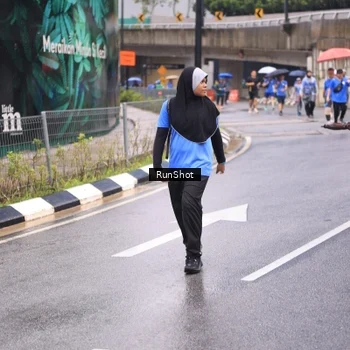 Runner Photo 7959998