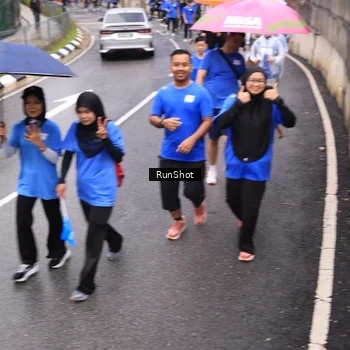 Runner Photo 7960009