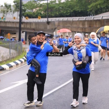 Runner Photo 7960013