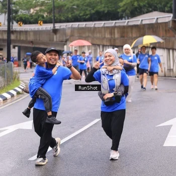 Runner Photo 7960014