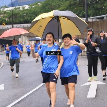 Runner Photo 7960087