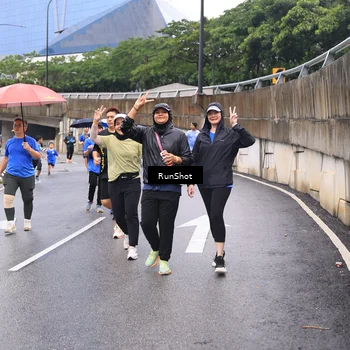 Runner Photo 7960113