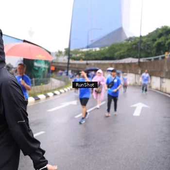 Runner Photo 7960144