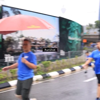 Runner Photo 7960157