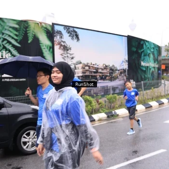 Runner Photo 7960200