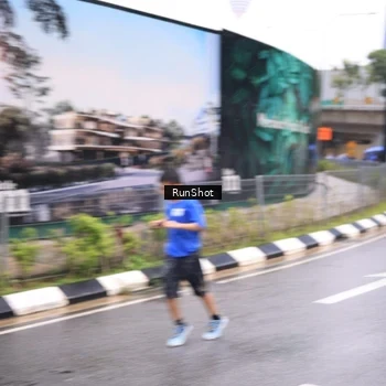 Runner Photo 7960202