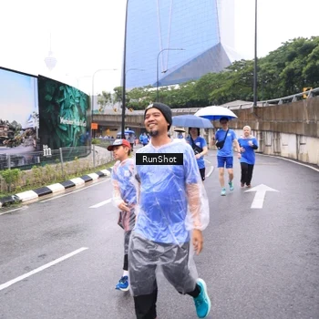 Runner Photo 7960223