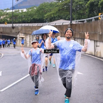 Runner Photo 7960225