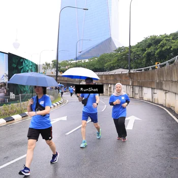 Runner Photo 7960243