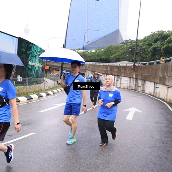 Runner Photo 7960249