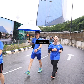 Runner Photo 7960251