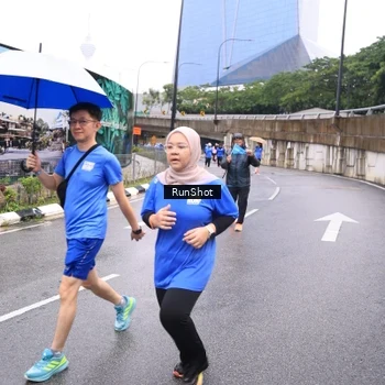 Runner Photo 7960260