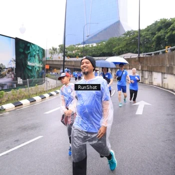 Runner Photo 7960264
