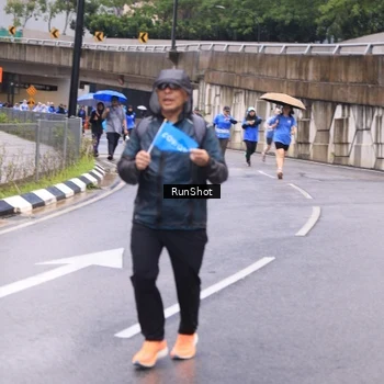Runner Photo 7960266