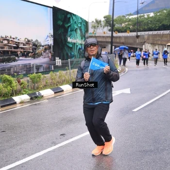 Runner Photo 7960284