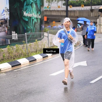 Runner Photo 7960302