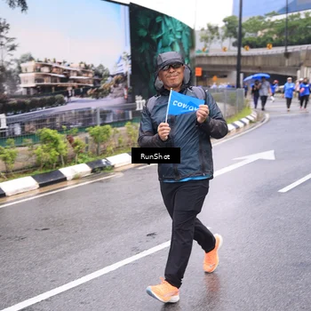 Runner Photo 7960304