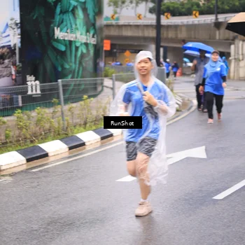 Runner Photo 7960305