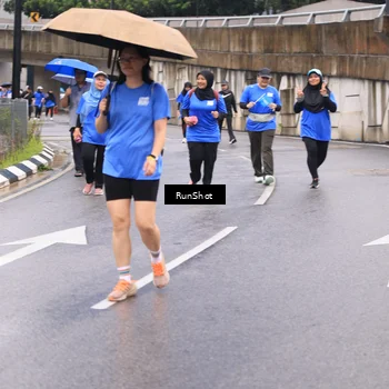 Runner Photo 7960311
