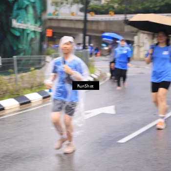 Runner Photo 7960312