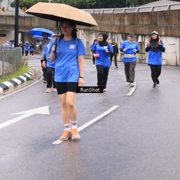 Runner Photo 7960316