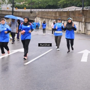 Runner Photo 7960348