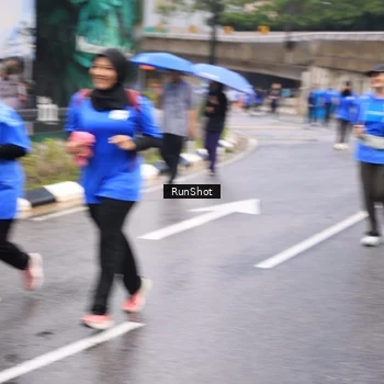 Runner Photo 7960362