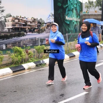 Runner Photo 7960366