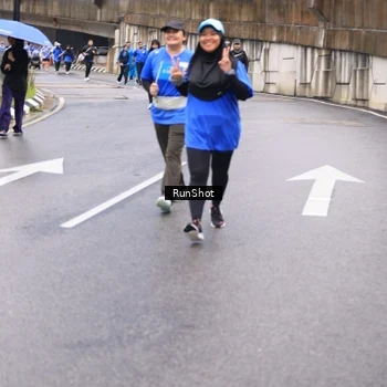 Runner Photo 7960369