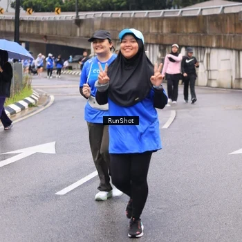 Runner Photo 7960375