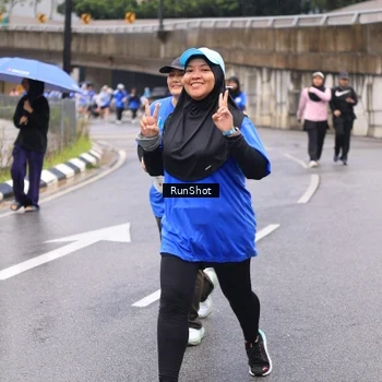 Runner Photo 7960379